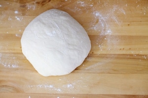 Preparazione Panini morbidi al burro, aglio e erbe - Fase 2