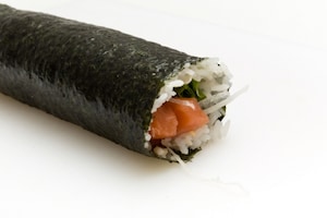 Preparazione Sushi burrito - Fase 4