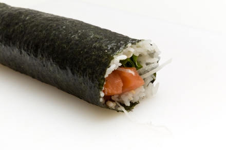 Preparazione Sushi burrito - Fase 4 Preparazione Sushi burrito - Fase 4