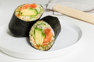 Preparazione Sushi burrito - Fase 5