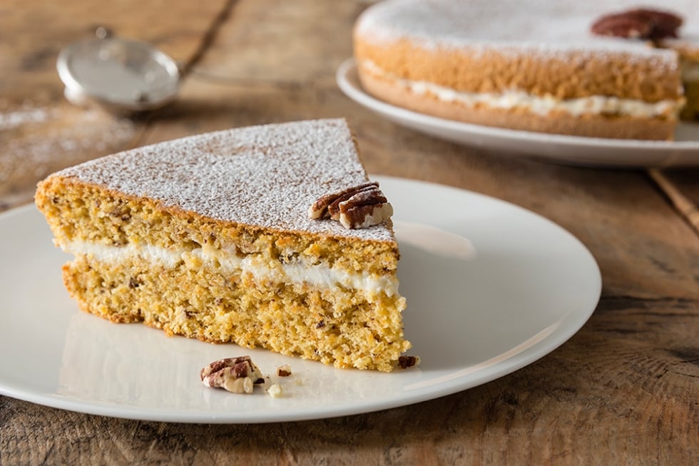 Torta di carote, noci pecan e crema al formaggio ricetta