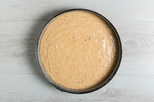 Preparazione Torta di carote, noci pecan e crema al formaggio - Fase 4