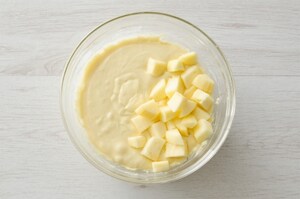 Preparazione Torta di mele con roselline - Fase 3