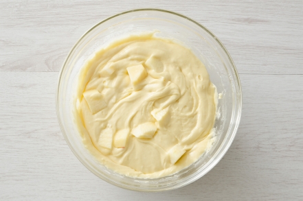 Preparazione Torta di mele con roselline - Fase 3 Preparazione Torta di mele con roselline - Fase 3