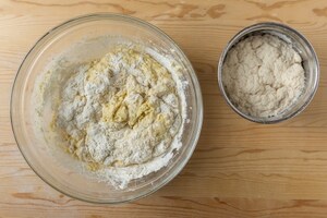 Preparazione Torta di Pasqua al formaggio - Fase 3