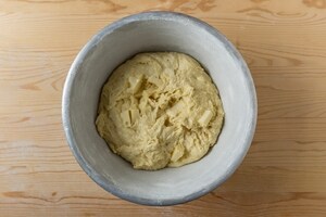 Preparazione Torta di Pasqua al formaggio - Fase 3