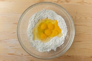 Preparazione Torta di Pasqua al formaggio - Fase 2