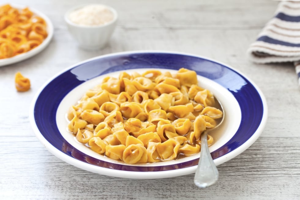 Tortellini in brodo ricetta