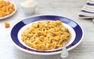 Tortellini in brodo Tortellini in brodo