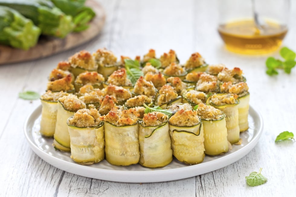 Zucchine ripiene di tonno ricetta