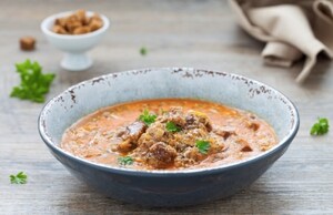 Preparazione Zuppa di pane nero - Fase 2