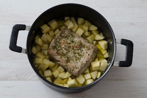 Preparazione Arista alle mele - Fase 3