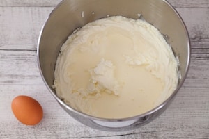 Preparazione Cheesecake al caramello salato  - Fase 2