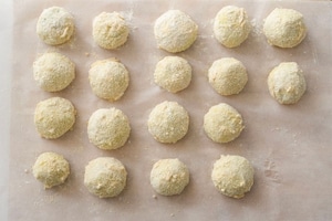 Preparazione Polpette croccanti di asparagi - Fase 3