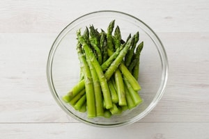 Preparazione Polpette croccanti di asparagi - Fase 1