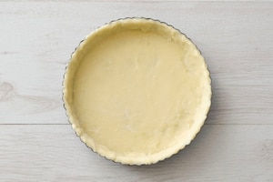 Preparazione Quiche al salmone affumicato - Fase 1