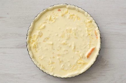 Preparazione Quiche al salmone affumicato - Fase 4 Preparazione Quiche al salmone affumicato - Fase 4