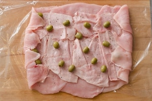 Preparazione Rotolo di tacchino alle olive - Fase 1