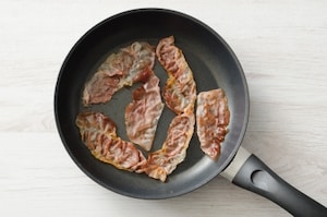 Preparazione Sandwich con mele, speck, formaggio filante - Fase 1