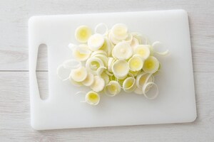 Preparazione Timballo di fusilli ai porri - Fase 1