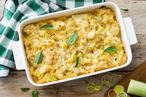 Preparazione Timballo di fusilli ai porri - Fase 4