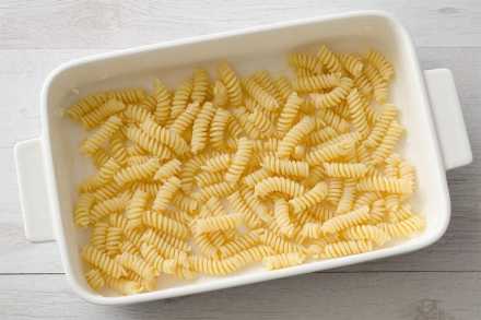 Preparazione Timballo di fusilli ai porri - Fase 2 Preparazione Timballo di fusilli ai porri - Fase 2