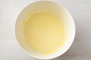 Preparazione Torta soffice alle fragole - Fase 1