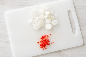 Preparazione Zuppa di fave e calamaretti - Fase 1