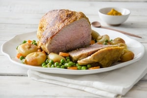 Preparazione Arrosto di vitello al curry con cipolline - Fase 4