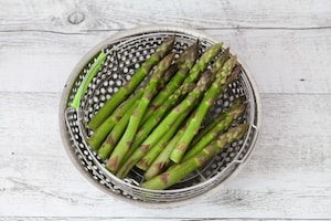 Preparazione Budini di formaggio fresco e asparagi  - Fase 2