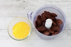 Preparazione Crostata alle fragole e Nutella - Fase 1