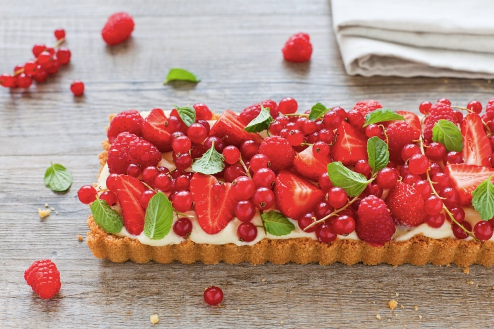 Crostata con savoiardi e frutti rossi ricetta