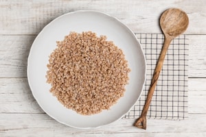 Preparazione Insalata di farro con verdure speziate - Fase 3