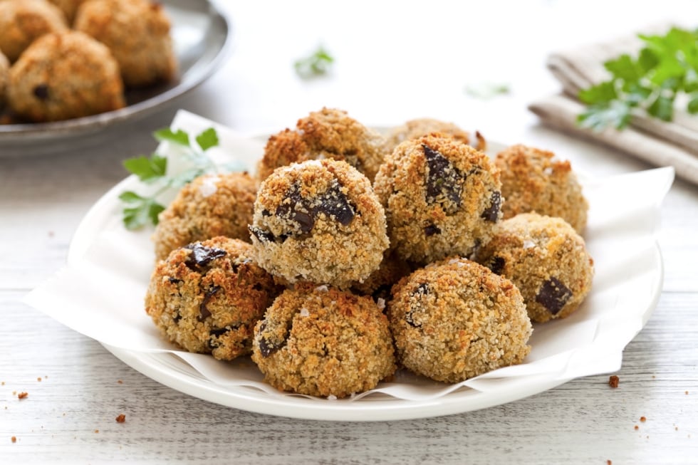 Polpette di quinoa e melanzane ricetta