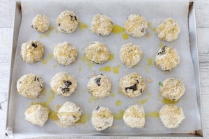 Preparazione Polpette di quinoa e melanzane - Fase 3