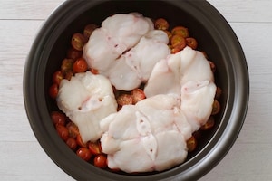 Preparazione Rana pescatrice con pomodorini - Fase 2