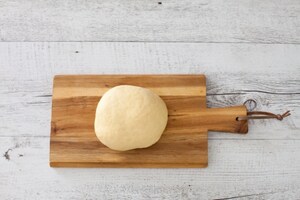 Preparazione Ravioli ripieni di ricotta e pistacchi con pomodorini  - Fase 1