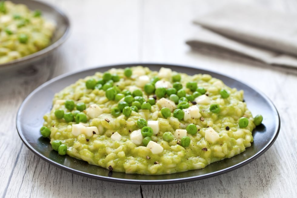 Risotto alla crema di piselli, mozzarella e limone ricetta