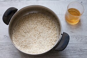Preparazione Risotto alla crema di piselli, mozzarella e limone - Fase 2