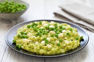 Preparazione Risotto alla crema di piselli, mozzarella e limone - Fase 4