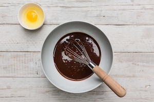 Preparazione Tartellette al cioccolato e frutta secca - Fase 4