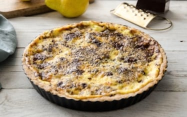 Torta alle mandorle con pere e cioccolato