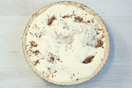 Preparazione Torta alle mandorle con pere e cioccolato - Fase 5 Preparazione Torta alle mandorle con pere e cioccolato - Fase 5