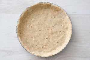 Preparazione Torta alle mandorle con pere e cioccolato - Fase 3