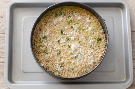 Preparazione Torta di farro alle erbe - Fase 4 Preparazione Torta di farro alle erbe - Fase 4