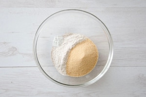 Preparazione Torta di mele e quinoa - Fase 3