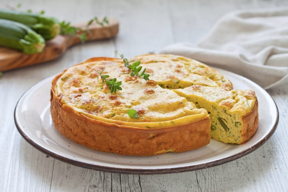 Torta salata alle zucchine e fagiolini  ricetta