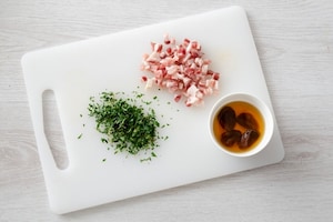 Preparazione Carré di maiale con albicocche e bacon - Fase 1