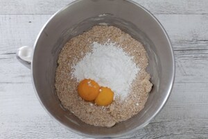 Preparazione Crostata alle ciliegie di Vignola con frangipane alle nocciole - Fase 1