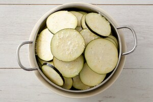 Preparazione Fricassea di melanzane - Fase 1